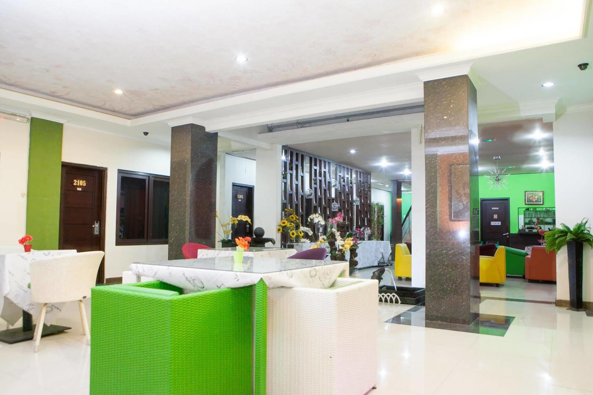 Reddoorz Plus @ Talaga Bodas Bandung Exterior foto